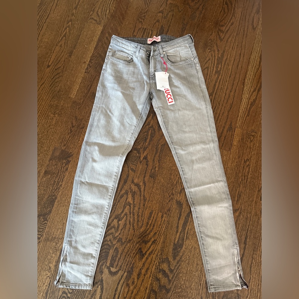 NWT FIORUCCI Grey JEANS SZ 27 Naomi Campbell